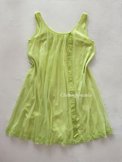 Vintage Green Nylon Chiffon Nightgown Size M