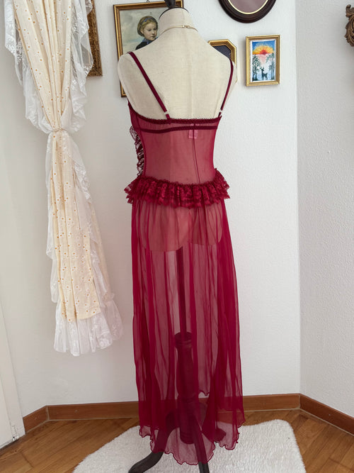 VTG Red Frilly Lace Maxi Lingerie size S