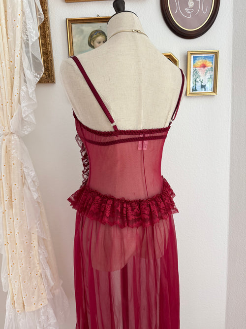 VTG Red Frilly Lace Maxi Lingerie size S