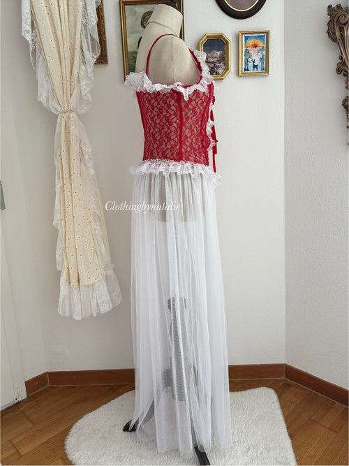 VTG Frilly Red White Lace Maxi Lingerie size S