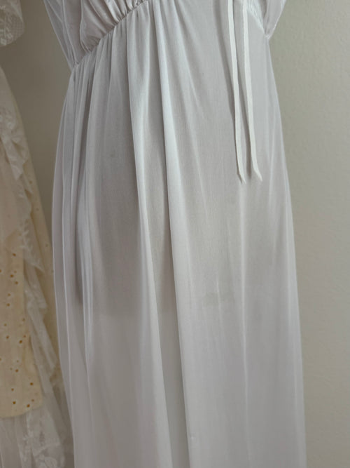 Tosca White Peignoir Set size M