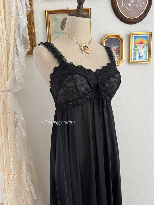 VTG Olga Black Lace Nylon Maxi Peignoir size S/M