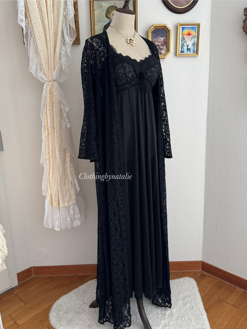 VTG Olga Black Lace Nylon Maxi Peignoir size S/M