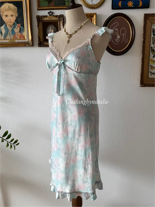 Fairy Blue Floral Satin Slip Size S