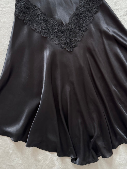 Flora Nikrooz Black Drop Waist Slip Size M