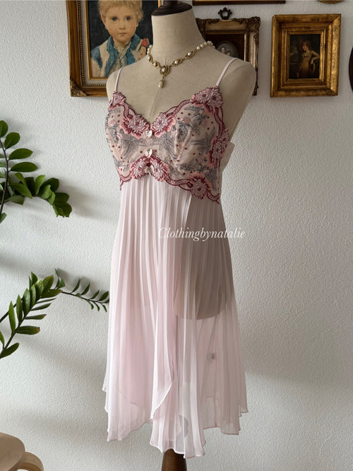 Fairy Pink Pleated Chiffon Slip Size S