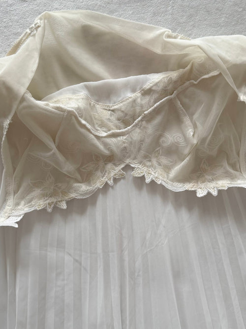 Fairy White Pleated Chiffon Slip Size M