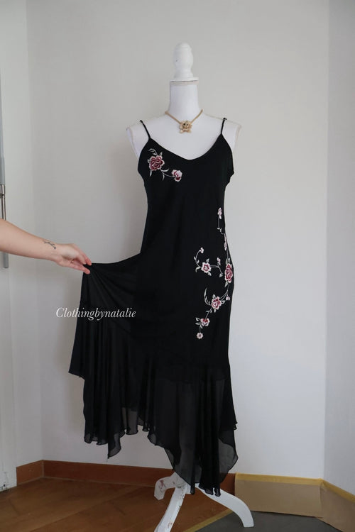 California Dynasty Embroidery Black Gown (M/L)