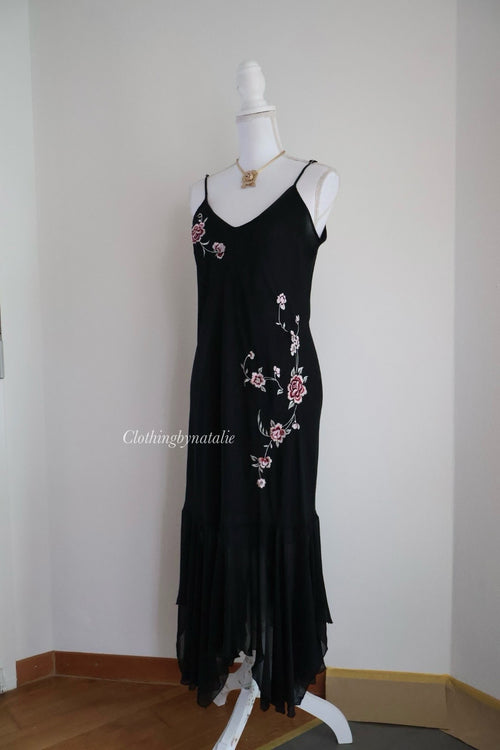 California Dynasty Embroidery Black Gown (M/L)