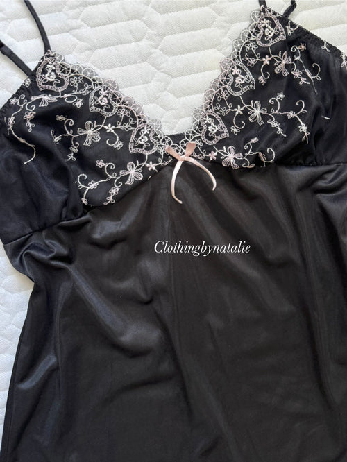 Embroidery Black Nylon Slip size M