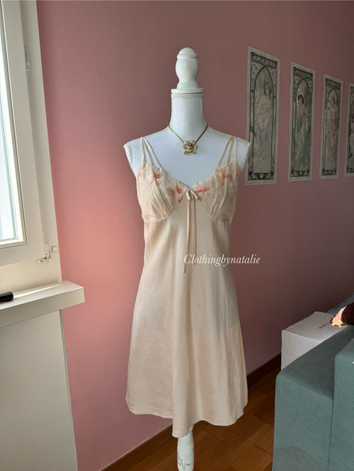 Vintage SILK Nude Slip (S/M)