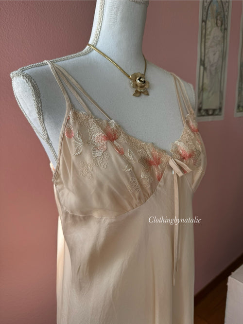 Vintage SILK Nude Slip (S/M)