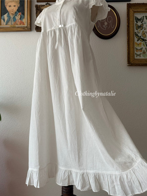 Victoria’s Queen White Cotton Babydoll size S/small M
