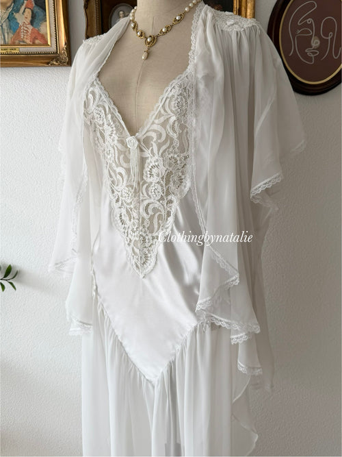 Pauline’s Crousseau Bridal Drop Waist Peignoir Set Size M/ small L