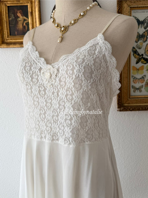Delicates Nylon Lace Bridal Peignoir Size M