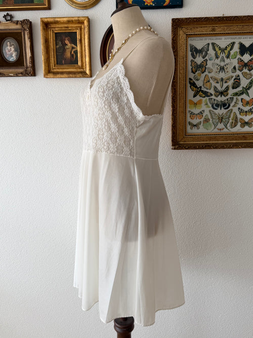 Delicates Nylon Lace Bridal Peignoir Size M