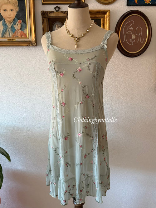 Embroidery Green Mesh Slip size S