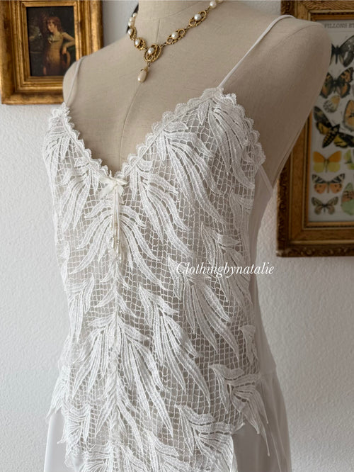 Flora Nikrooz Mini Bridal Peignoir Set Size S