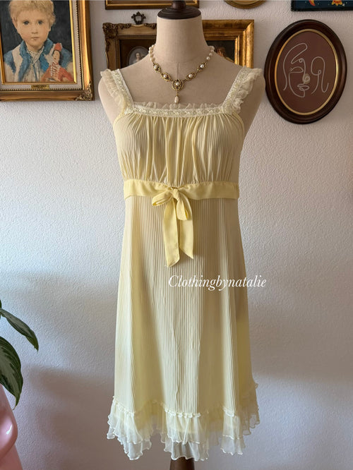 Coquette Yellow Nylon Nightgown size M