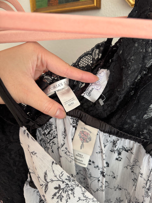 Bundle of 5 dresses size M