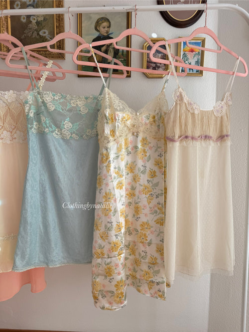 Bundle of 5 dresses size S