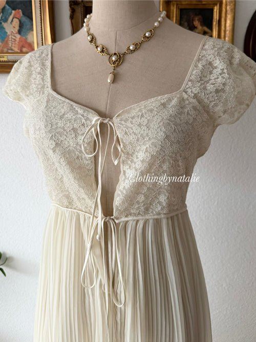 Barbizon Pleated Nylon Peignoir Set Size S
