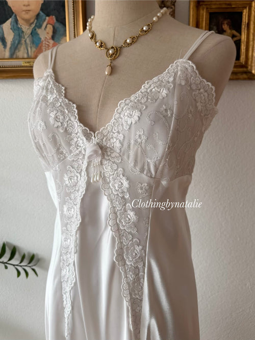 Dentelle Bridal Maxi Peignoir Set Size M