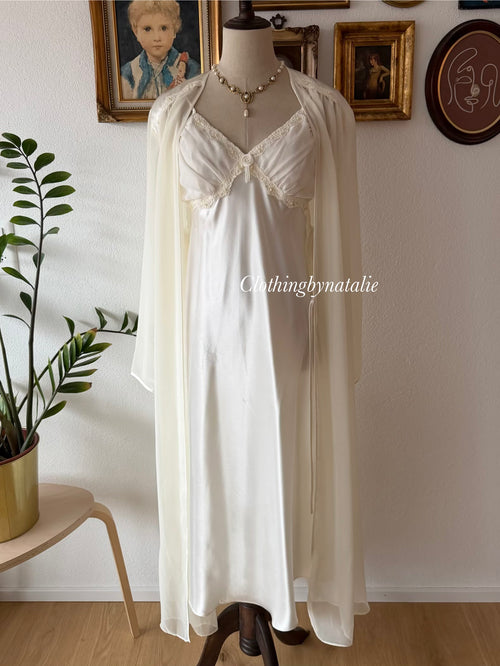 Delicates Bridal Satin Maxi Peignoir Set Size M