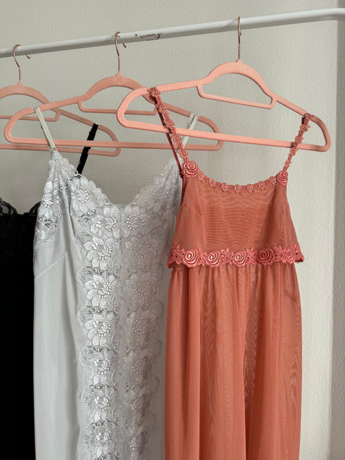 Bundle of 5 items in size S to M