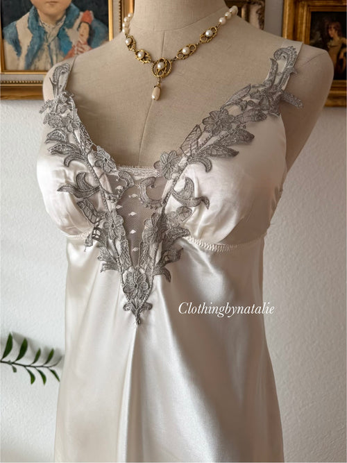 Flora Bridal Maxi Satin Peignoir Size M