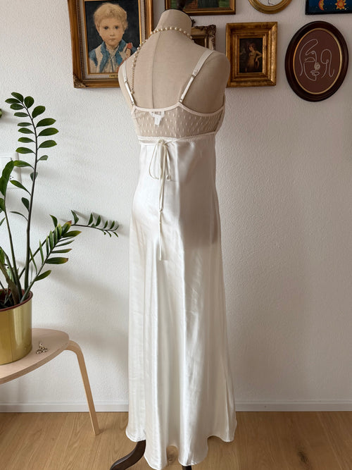 Flora Bridal Maxi Satin Peignoir Size M