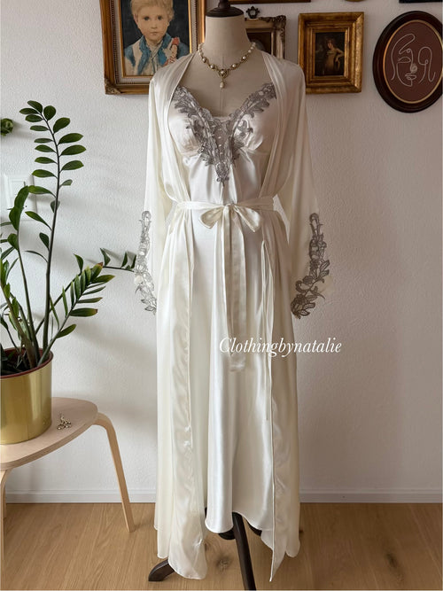Flora Bridal Maxi Satin Peignoir Size M