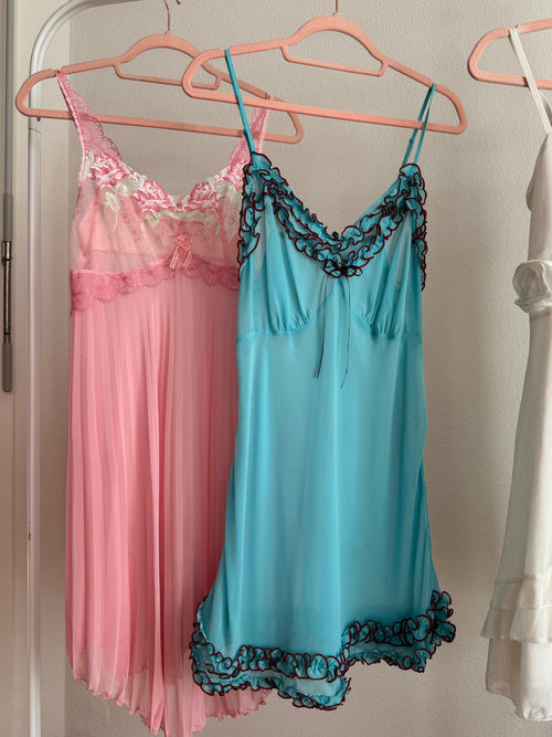 Bundle of 5 items in size M
