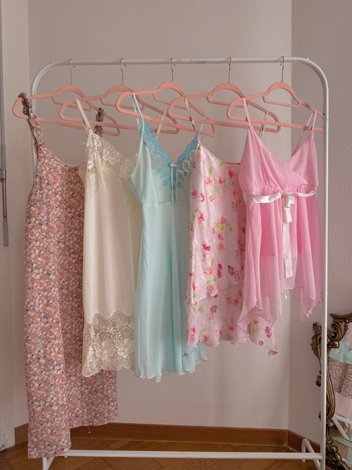 Bundle of 5 items in size M