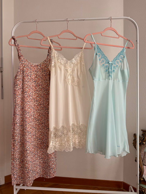 Bundle of 5 items in size M