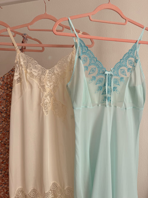 Bundle of 5 items in size M