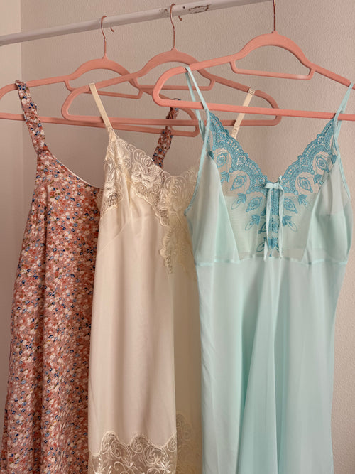 Bundle of 5 items in size M