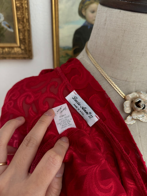 Lucie Ann Red Peignoir Set size M
