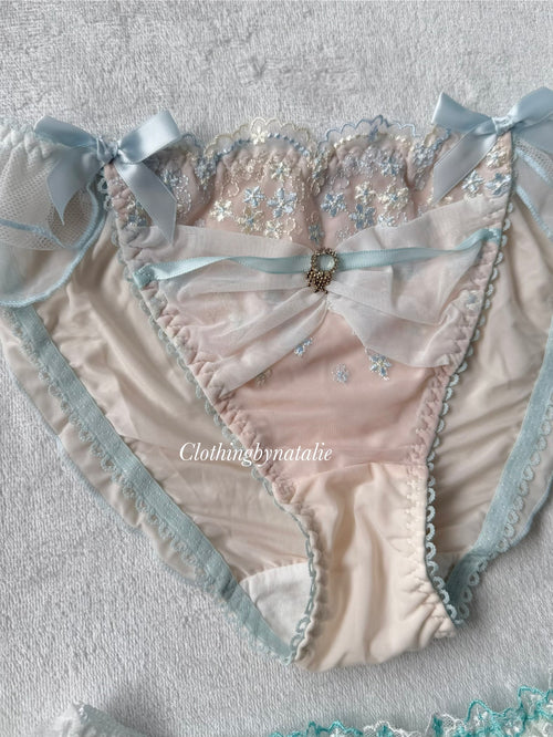 NEW Nude/Green Underwear Set size M