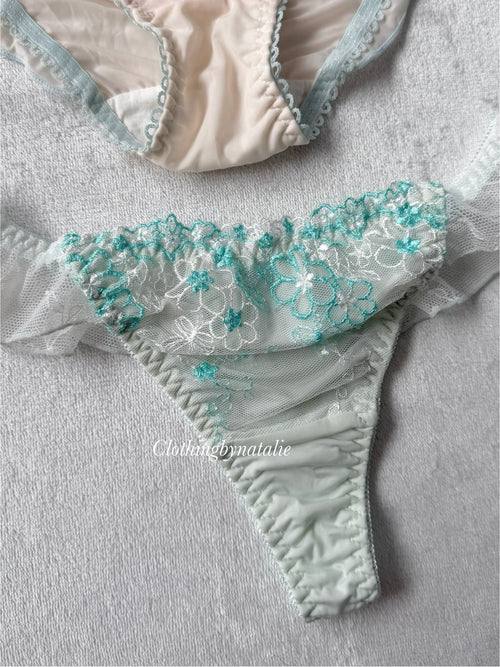 NEW Nude/Green Underwear Set size M