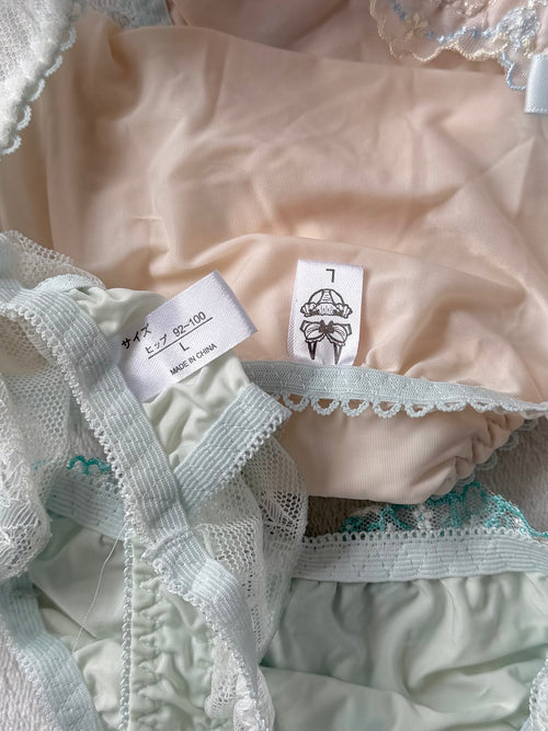 NEW Nude/Green Underwear Set size M