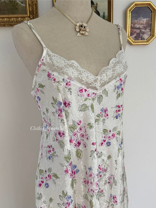 Expression Floral Brocade Peignoir size S/M