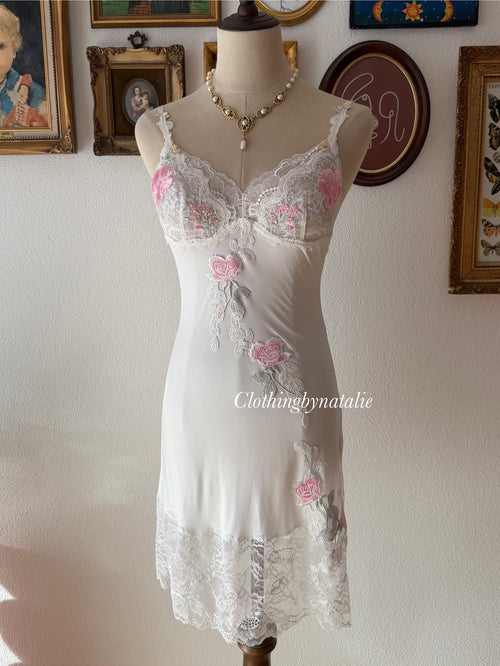 Nylon White Nightgown size XS/S