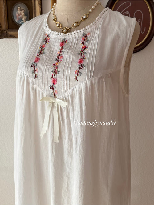 Vintage White Cotton Nightgown size M