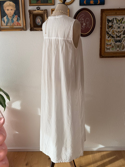 Vintage White Cotton Nightgown size M