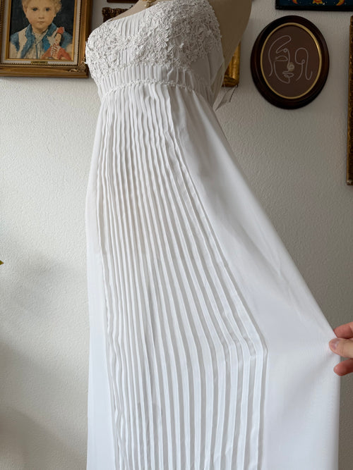 Flora Pleated Bridal Gown Size M