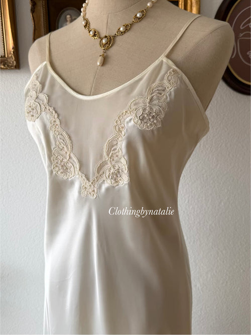 Victoria’s Secret Bridal Satin Gown Size M