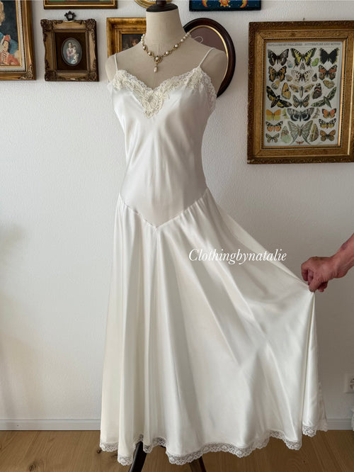 Victoria’s Secret Bridal Satin Maxi Gown Size M