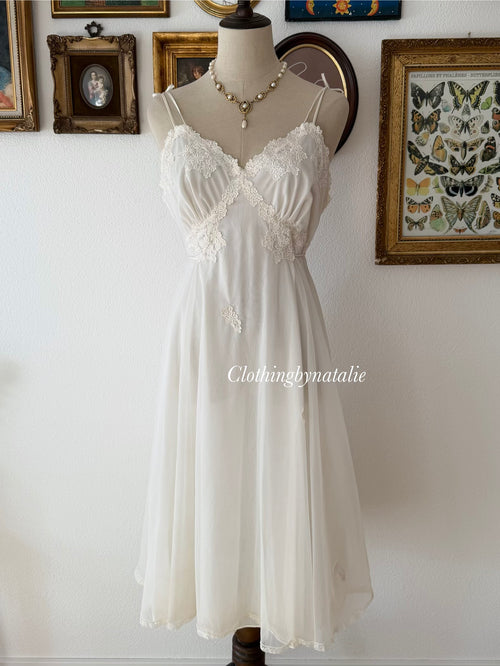 Gotham White Nylon Chiffon Babydoll Size S/M