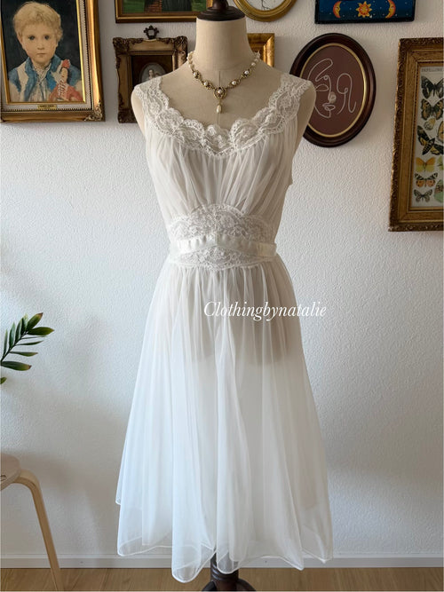 Vanity Fair Swan Nylon Chiffon Babydoll Size S